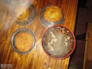 肥腸粉配鍋魁，川味小吃的最佳拍檔，吃過的人都說好