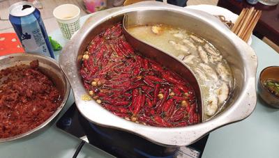 成都火鍋技術(shù)培訓(xùn)哪里好？火鍋底料的配制及熬制方法