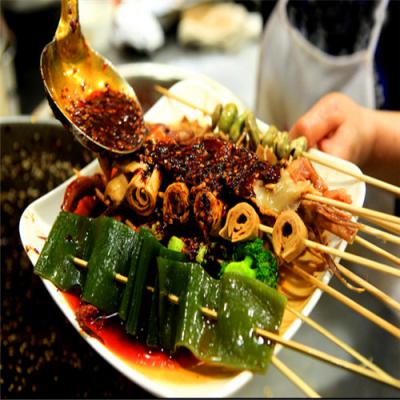 成都冷鍋串串培訓,底料炒制湯料及兌鍋的技術(shù)