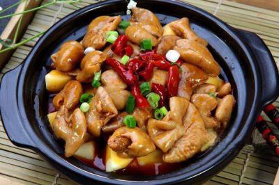 四川砂鍋菜技術(shù)培訓(xùn)班哪里好？管理簡單流程清晰