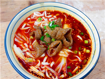 四川哪里有學(xué)做面食技術(shù)做法學(xué)校？全部實(shí)際操作
