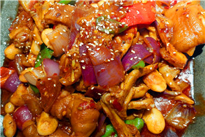 麻辣干鍋雞技能訓(xùn)練哪家正宗？l理論實(shí)料操作結(jié)合