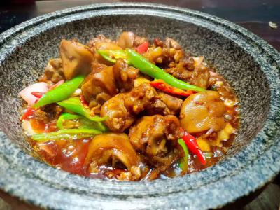 干鍋底料技術(shù)培訓(xùn)哪里靠譜？干鍋技術(shù)培訓(xùn)學(xué)校