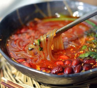 成都餐飲培訓(xùn)學(xué)校，重慶酸辣粉培訓(xùn)哪家好？