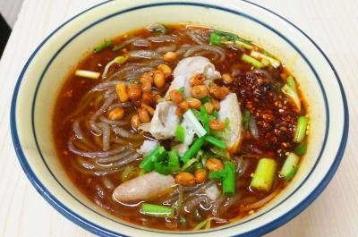 手工肥腸粉技術(shù)培訓(xùn)哪家好？蜀味緣餐飲培訓(xùn)中心