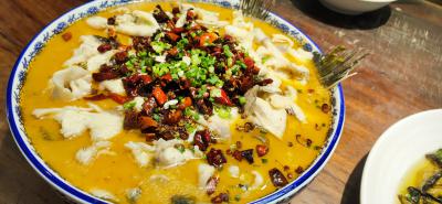 酸菜魚技術(shù)培訓(xùn)哪里比較好？教學(xué)過程中采取一對一教學(xué)