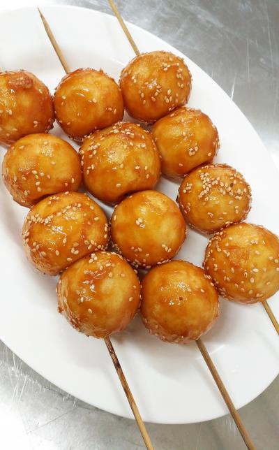 成都哪里學(xué)習(xí)正宗小吃技術(shù)？ 街邊糖油果子技術(shù)培訓(xùn)