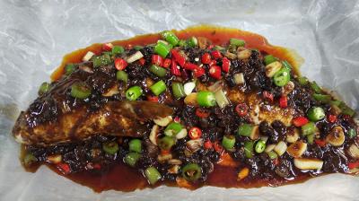 烤魚培訓(xùn)費(fèi)用多少錢？正宗烤魚培訓(xùn)學(xué)校在哪里？